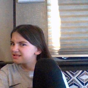 Meet your Posher, Layla